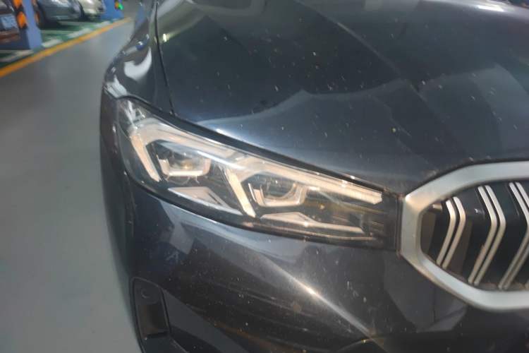 Used BMW 3 Series 2023 320i M Sport Package Exterior 6