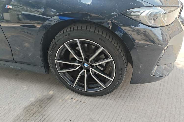 Used BMW 3 Series 2023 320Li M Sport Package Exterior 7