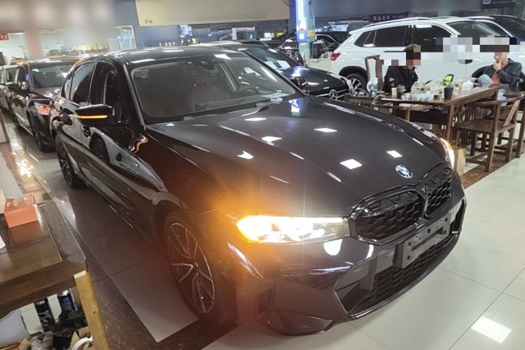 Used BMW 3 Series 2023 325Li M Sport Package Front Right 45 Deg