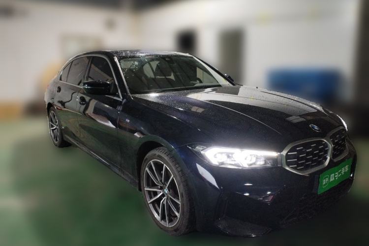 Used BMW 3 Series 2023 325Li M Sport Package Front Right 45 Deg
