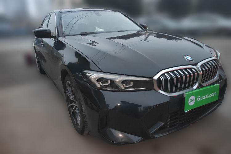 Used BMW 3 Series 2023 320Li M Sport Package Front Right 45 Deg