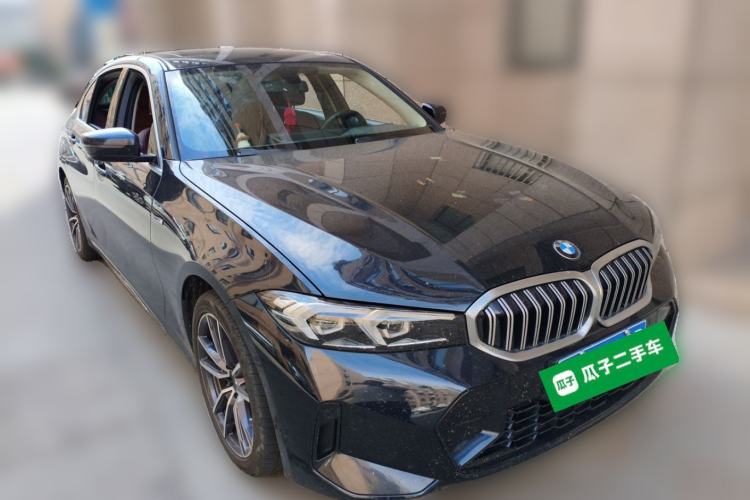 Used BMW 3 Series 2023 320Li M Sport Package Front Right 45 Deg