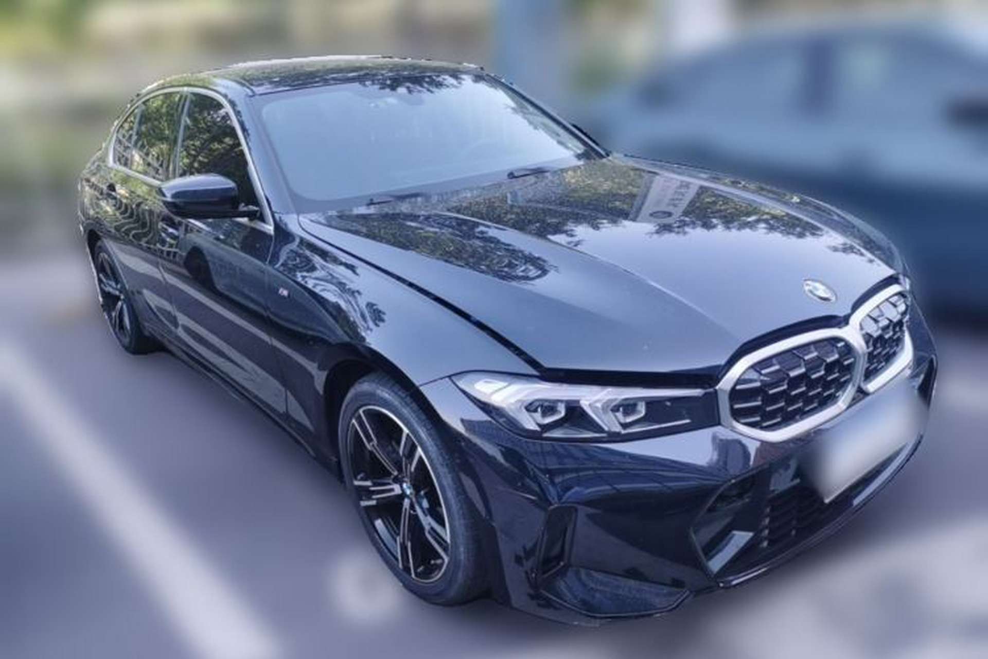 Used BMW 3 Series 2023 325i M Sport Package Front Right 45 Deg