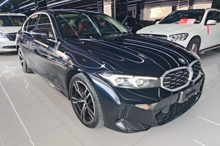 Used BMW 3 Series 2023 325i M Sport Package Front Right 45 Deg