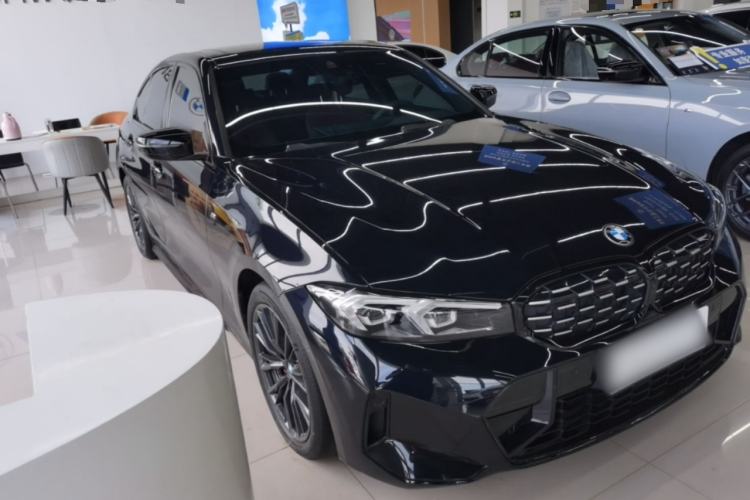 Used BMW 3 Series 2023 325i M Sport Night Edition Package Front Right 45 Deg