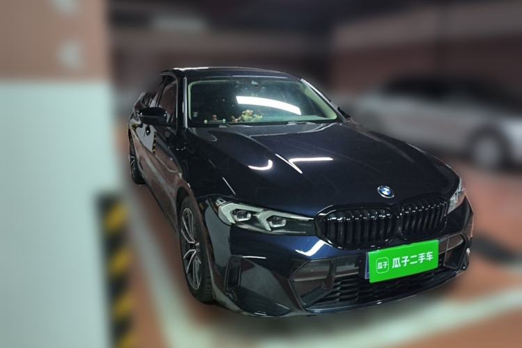 Used BMW 3 Series 2023 325Li M Sport Package Front Right 45 Deg