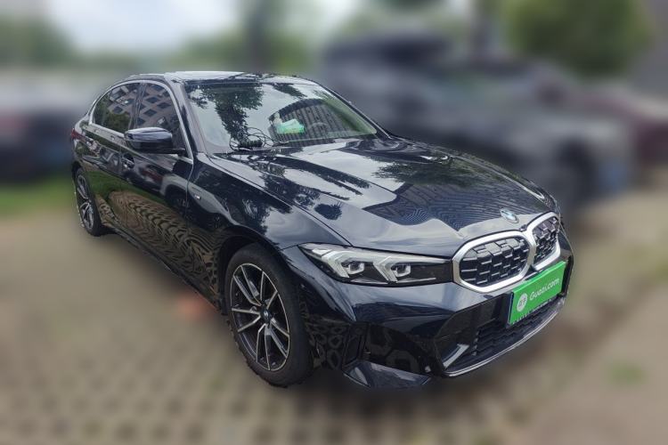 Used BMW 3 Series 2023 325Li M Sport Package Front Right 45 Deg