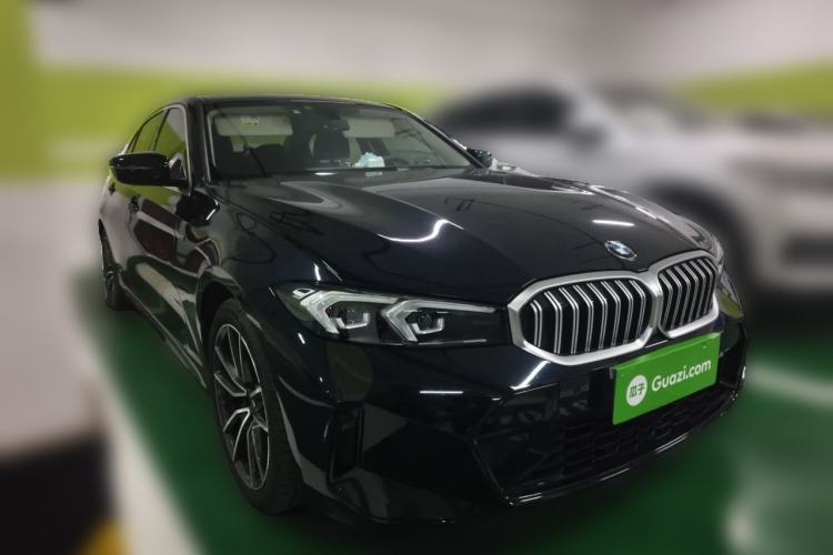Used BMW 3 Series 2023 320Li M Sport Package Front Right 45 Deg