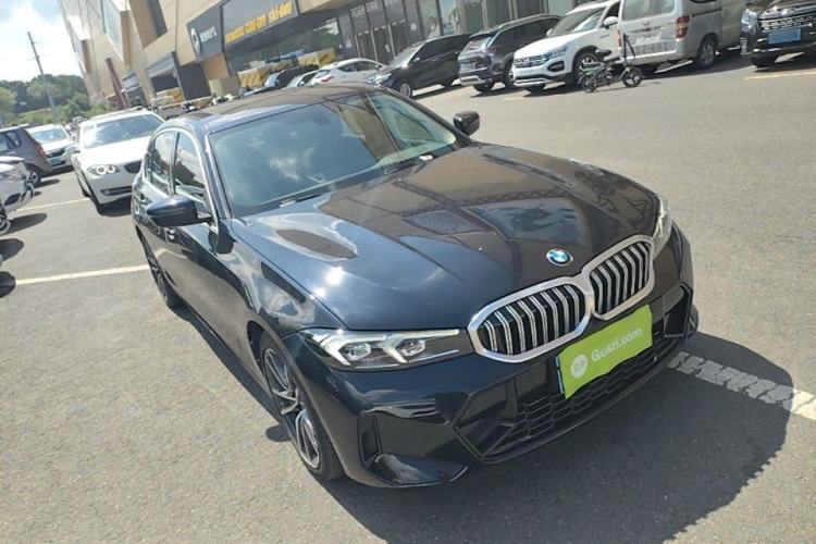 Used BMW 3 Series 2023 320Li M Sport Package Front Right 45 Deg