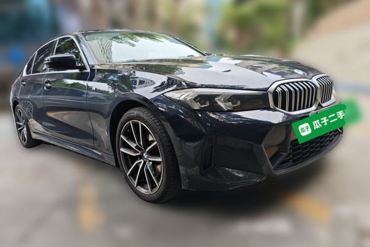 Used BMW 3 Series 2023 320Li M Sport Package Front Right 45 Deg