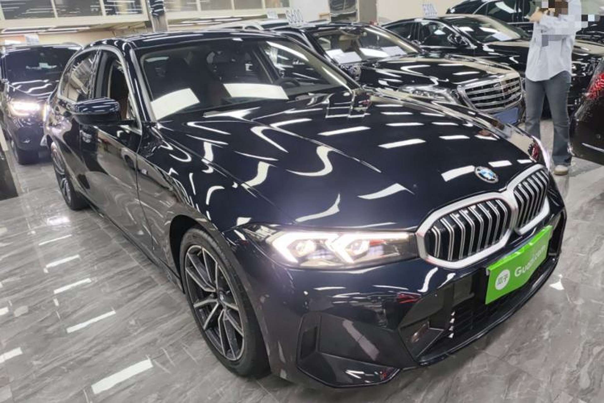 Used BMW 3 Series 2023 320Li M Sport Package Front Right 45 Deg