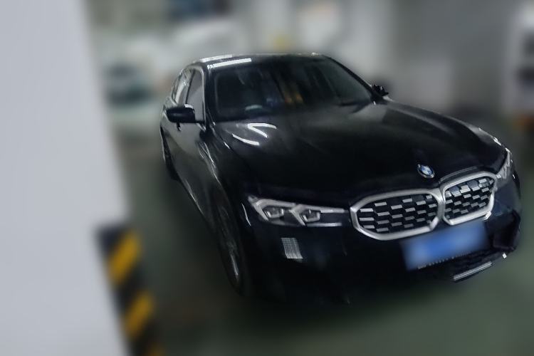 Used BMW 3 Series 2023 325Li M Sport Package Front Right 45 Deg