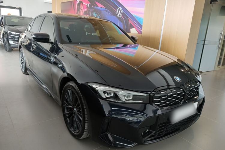 Used BMW 3 Series 2023 325i M Sport Night Edition Package Front Right 45 Deg