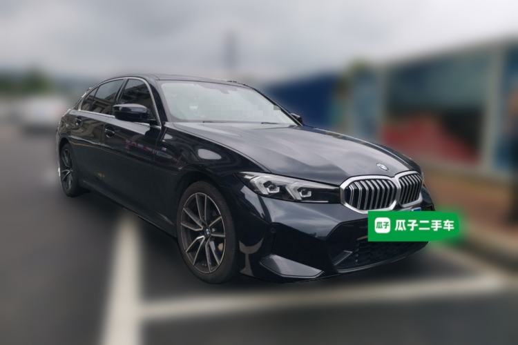 Used BMW 3 Series 2023 320Li M Sport Package Front Right 45 Deg