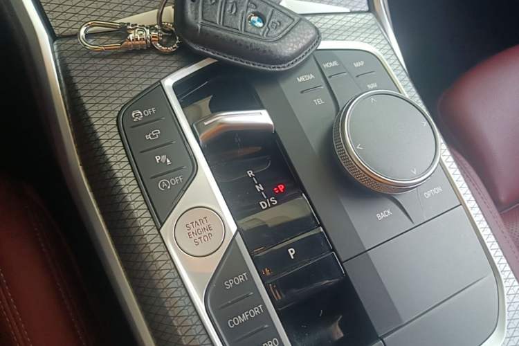 Used BMW 3 Series 2023 325i M Sport Night Edition Package Gear Lever