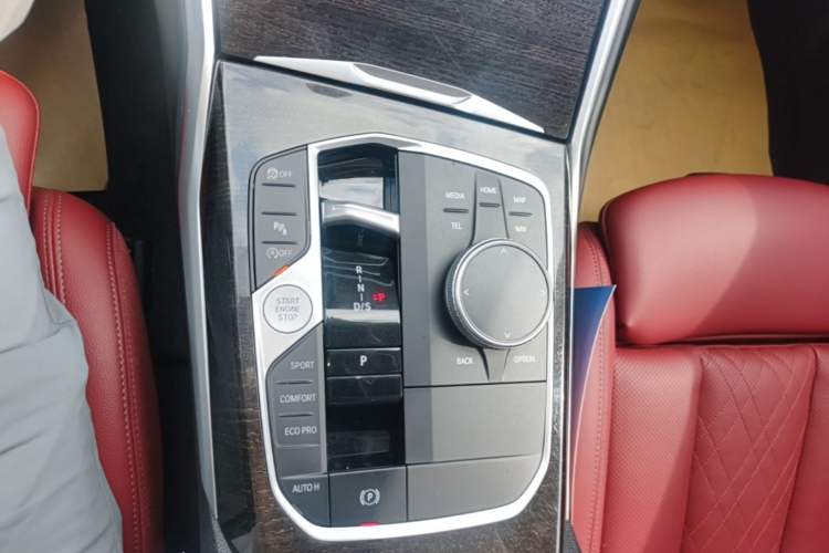 Used BMW 3 Series 2023 325Li M Sport Package Gear Lever