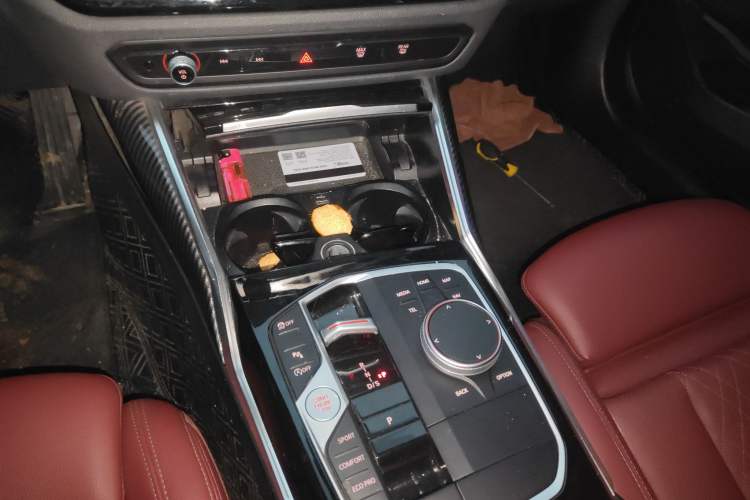 Used BMW 3 Series 2023 320Li M Sport Package Gear Lever