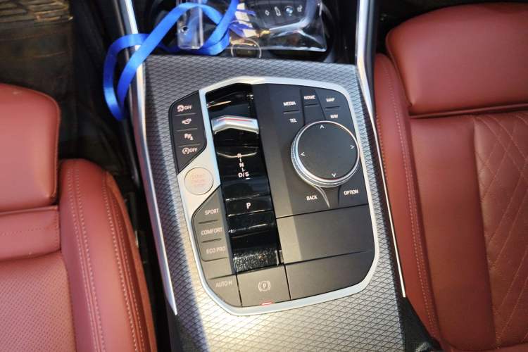 Used BMW 3 Series 2023 325Li M Sport Night Edition Package Gear Lever