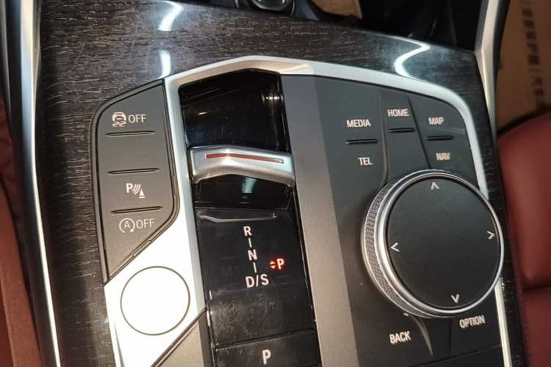 Used BMW 3 Series 2023 325Li M Sport Package Gear Lever