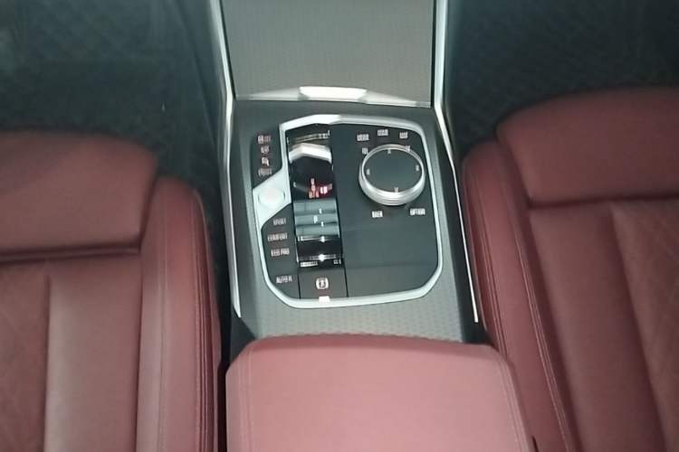 Used BMW 3 Series 2023 325Li M Sport Night Edition Package Gear Lever