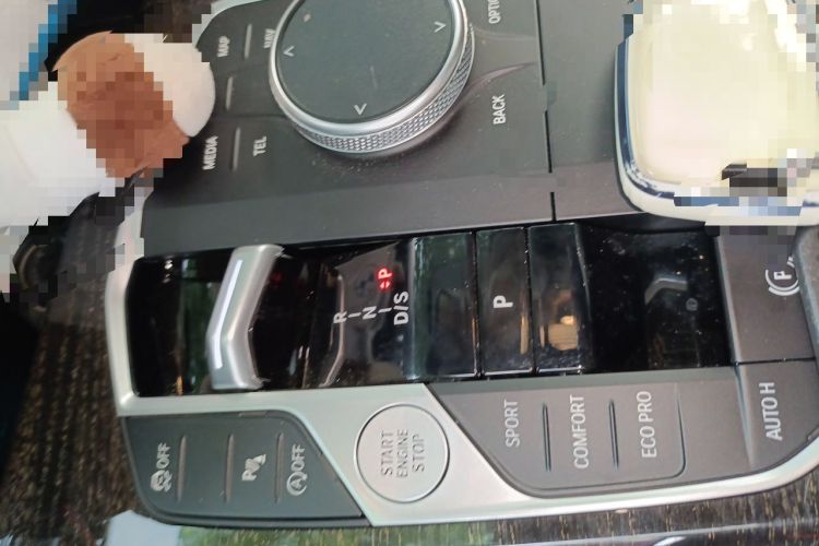 Used BMW 3 Series 2023 325Li M Sport Package Gear Lever