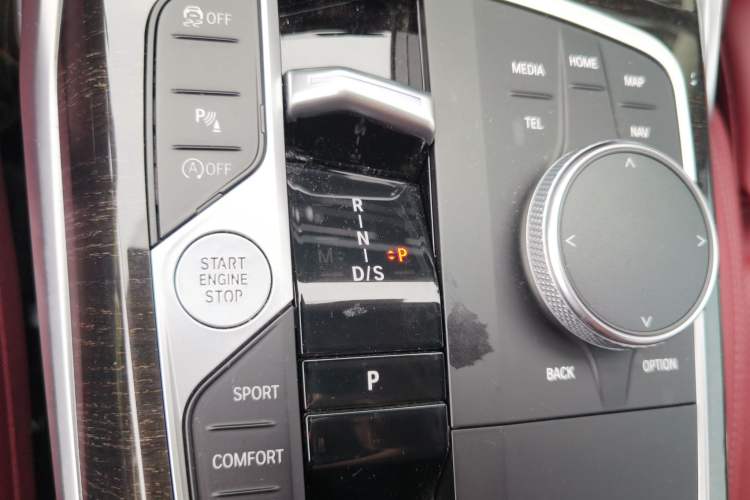 Used BMW 3 Series 2023 325Li M Sport Package Gear Lever