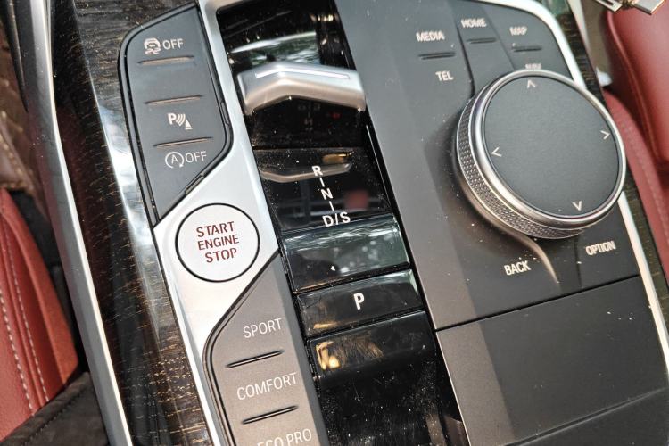 Used BMW 3 Series 2023 325Li M Sport Package Gear Lever
