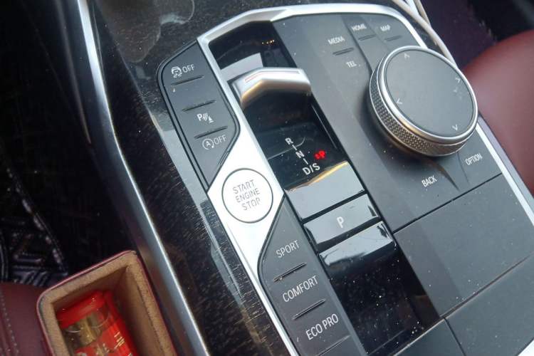 Used BMW 3 Series 2023 325Li M Sport Package Gear Lever