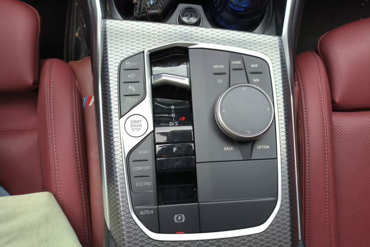 Used BMW 3 Series 2023 325Li M Sport Night Edition Package Gear Lever
