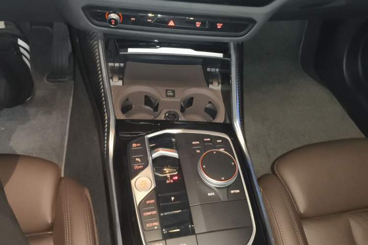 Used BMW 3 Series 2023 320Li M Sport Package Gear Lever