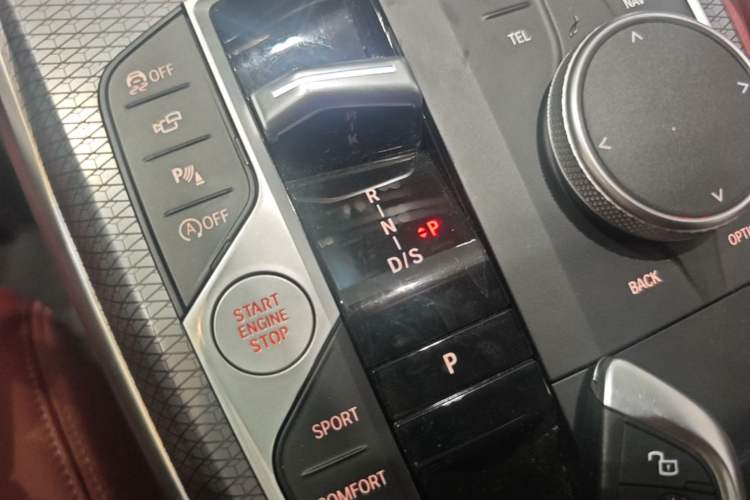 Used BMW 3 Series 2023 330i M Sport Night Edition Package Gear Lever
