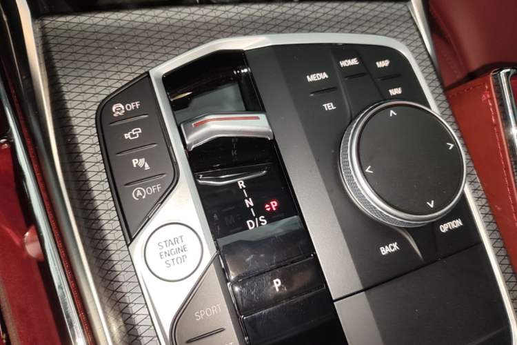 Used BMW 3 Series 2023 325Li M Sport Night Edition Package Gear Lever