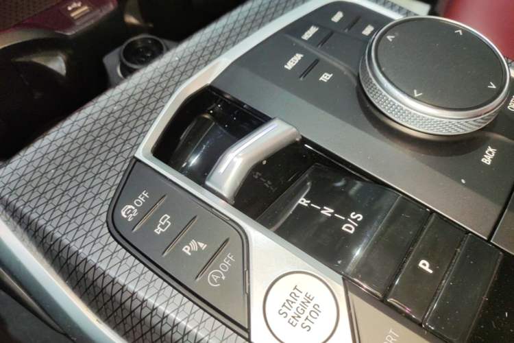Used BMW 3 Series 2023 325Li M Sport Night Edition Package Gear Lever