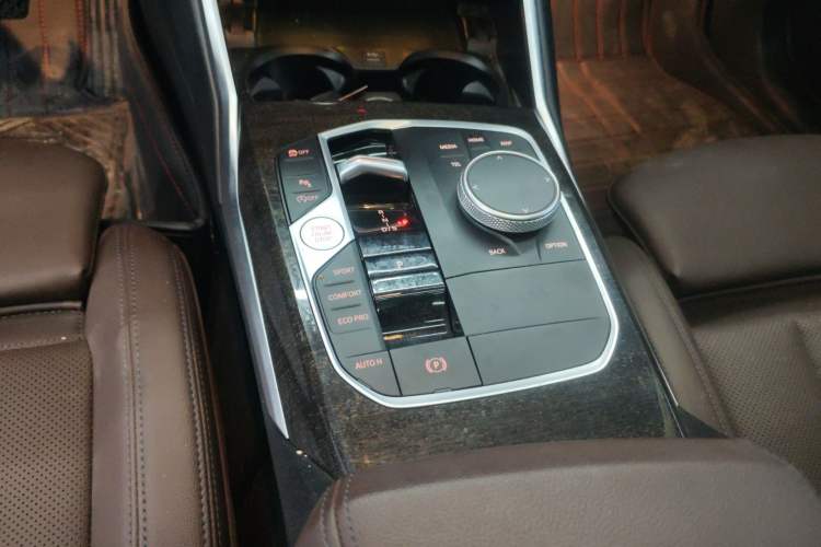 Used BMW 3 Series 2023 325Li M Sport Package Gear Lever