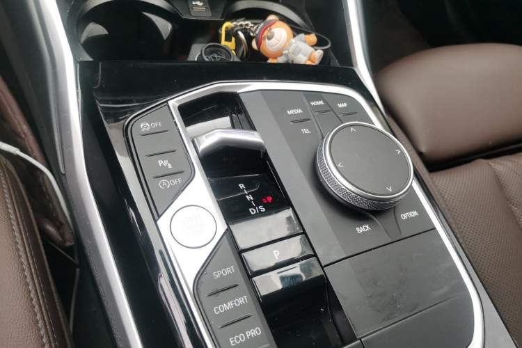 Used BMW 3 Series 2023 320Li M Sport Package Gear Lever