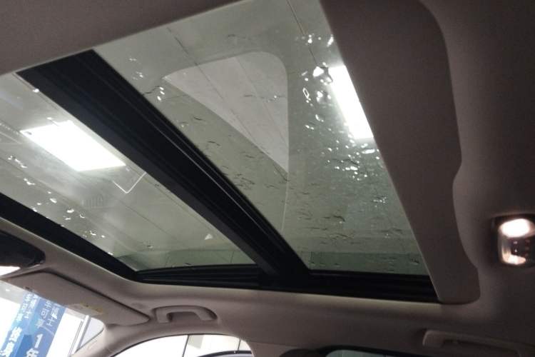 Used BMW 3 Series 2023 325Li xDrive M Sport Package Headliner