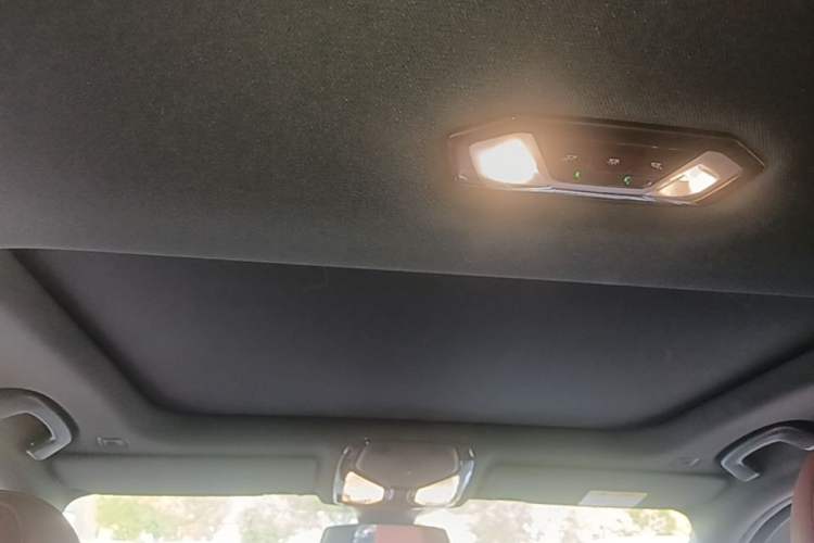 Used BMW 3 Series 2023 325i M Sport Night Edition Package Headliner