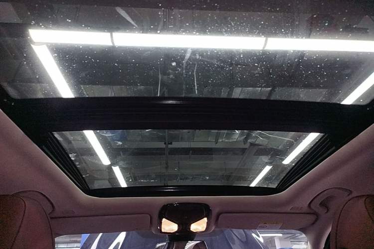 Used BMW 3 Series 2023 325Li M Sport Night Edition Package Headliner