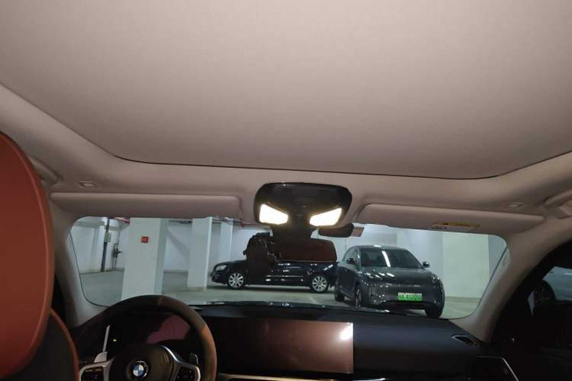 Used BMW 3 Series 2023 325Li M Sport Night Edition Package Headliner