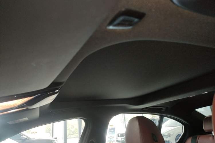 Used BMW 3 Series 2023 325i M Sport Night Edition Package Headliner