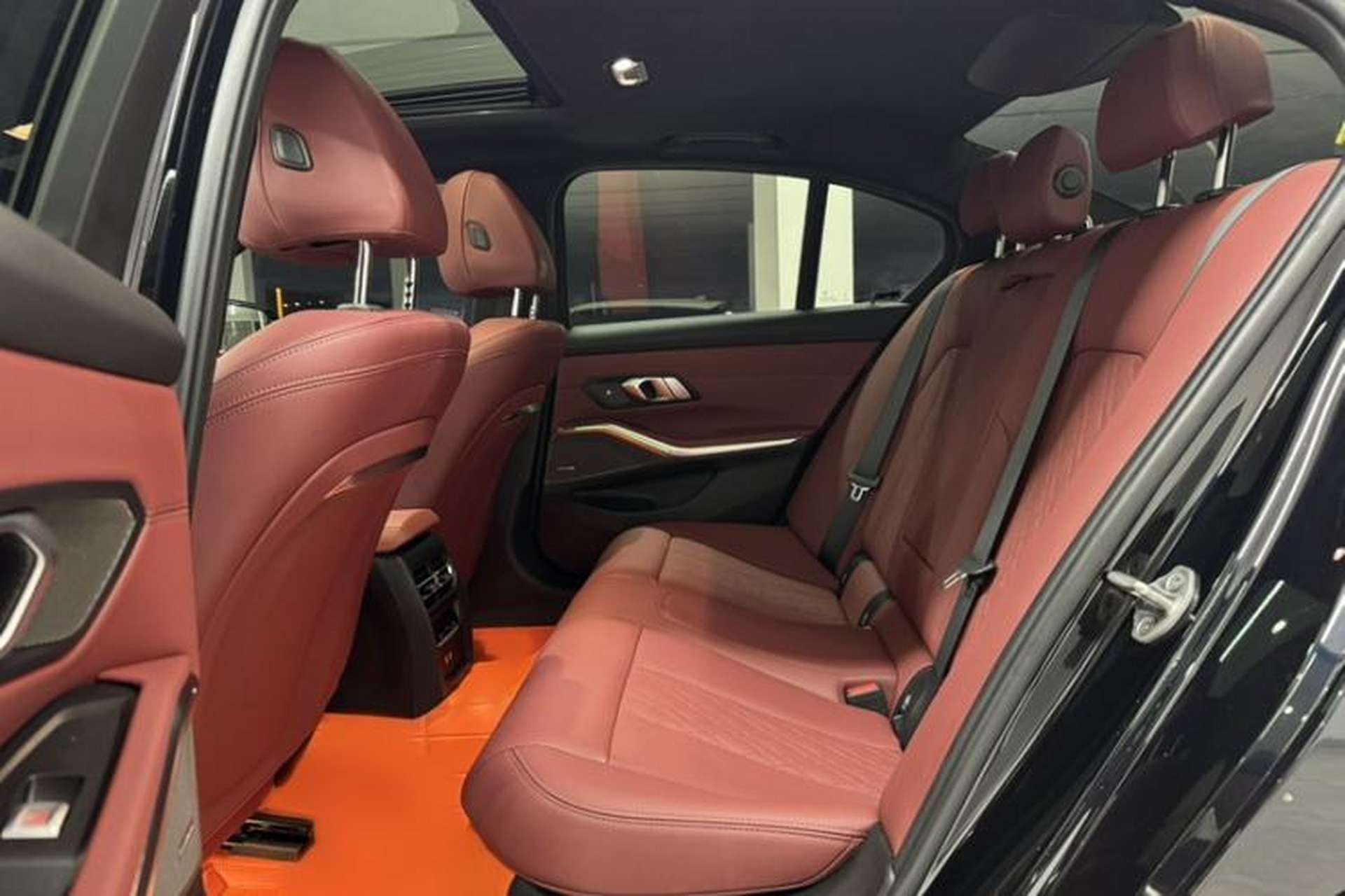 Used BMW 3 Series 2023 325i M Sport Night Edition Package Interior 2