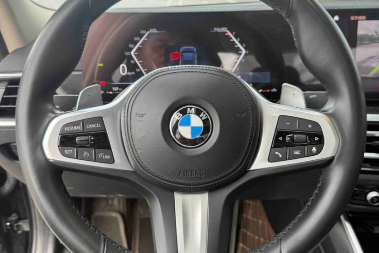 Used BMW 3 Series 2023 325Li M Sport Package Interior 2