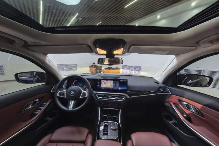 Used BMW 3 Series 2023 320Li M Sport Package Interior 2
