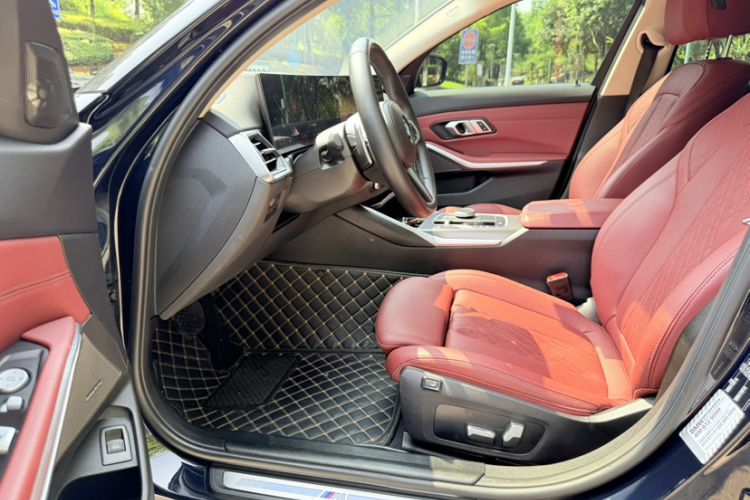Used BMW 3 Series 2023 325Li M Sport Night Edition Package Interior 3