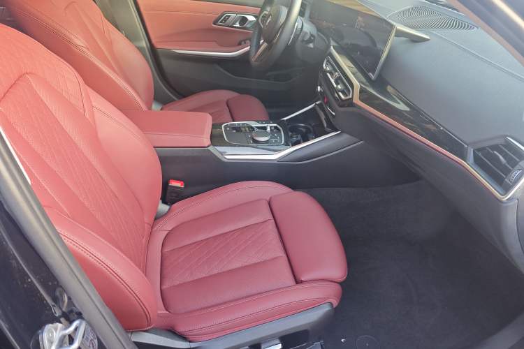 Used BMW 3 Series 2023 325Li M Sport Package Interior 3