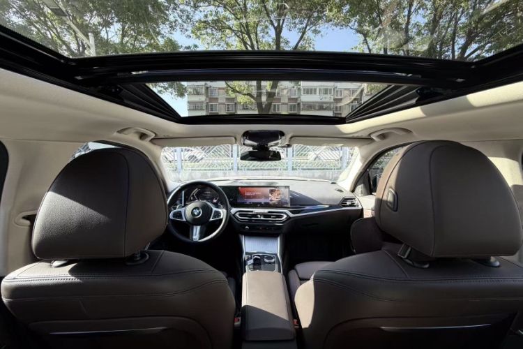 Used BMW 3 Series 2023 325Li M Sport Night Edition Package Interior 4