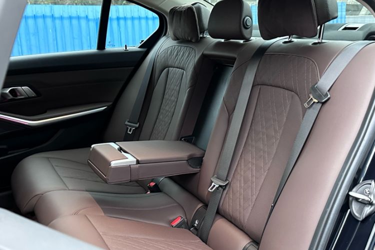 Used BMW 3 Series 2023 325Li M Sport Night Edition Package Interior 5