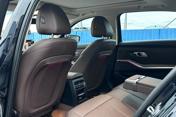 Used BMW 3 Series 2023 325Li M Sport Night Edition Package Interior 6