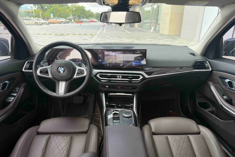 Used BMW 3 Series 2023 325Li M Sport Package Interior 7