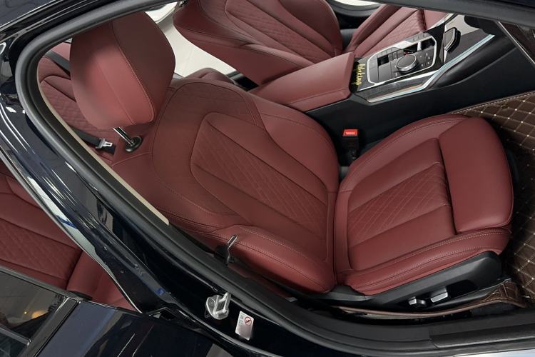 Used BMW 3 Series 2023 325Li M Sport Package Interior 8